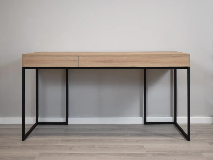 Osca desk (Sahara) (150 x 60 x 77cm)