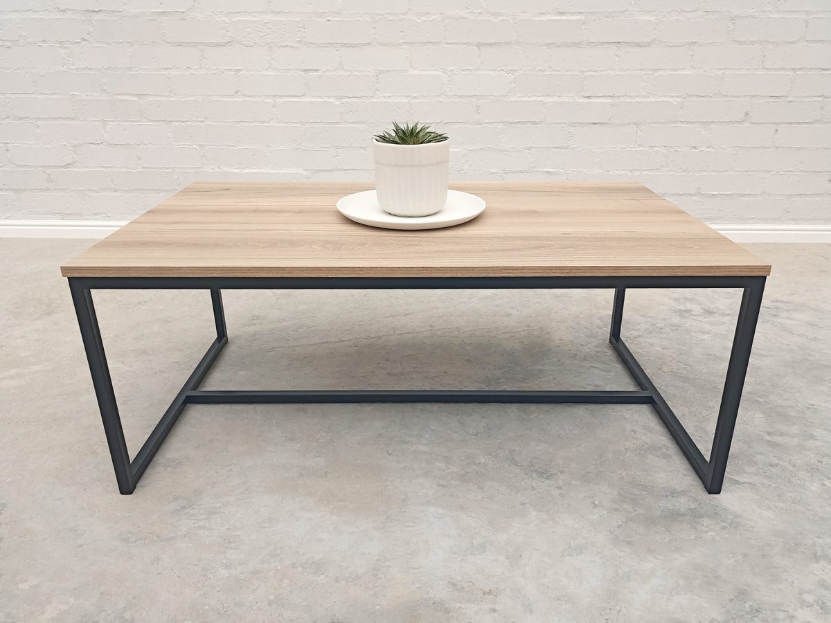 Lotte coffee table front view