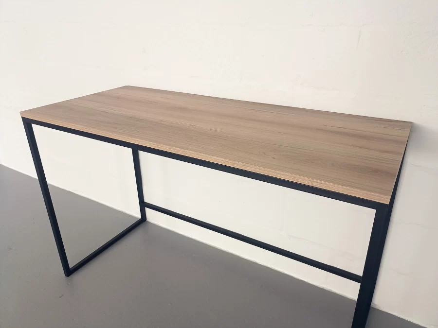 Malin desk diagonal view 1