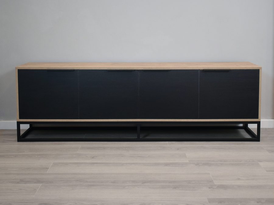 Brookhill Large TV stand (180 x 40 x 55cm)